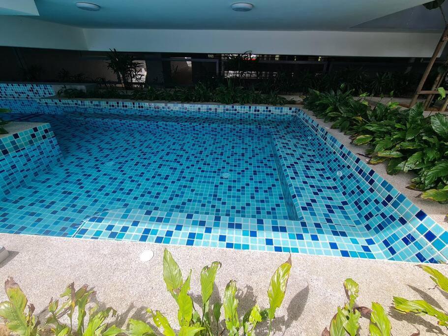 Apartment 2r2b 10 Mins To Klcc